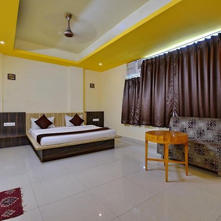 أجمير Oyo 2061 Hotel New Holiday Inn المظهر الخارجي الصورة
